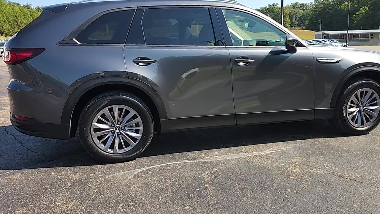 Used 2025 MAZDA CX-90 3.3 Turbo w/ Preferred Package image 8
