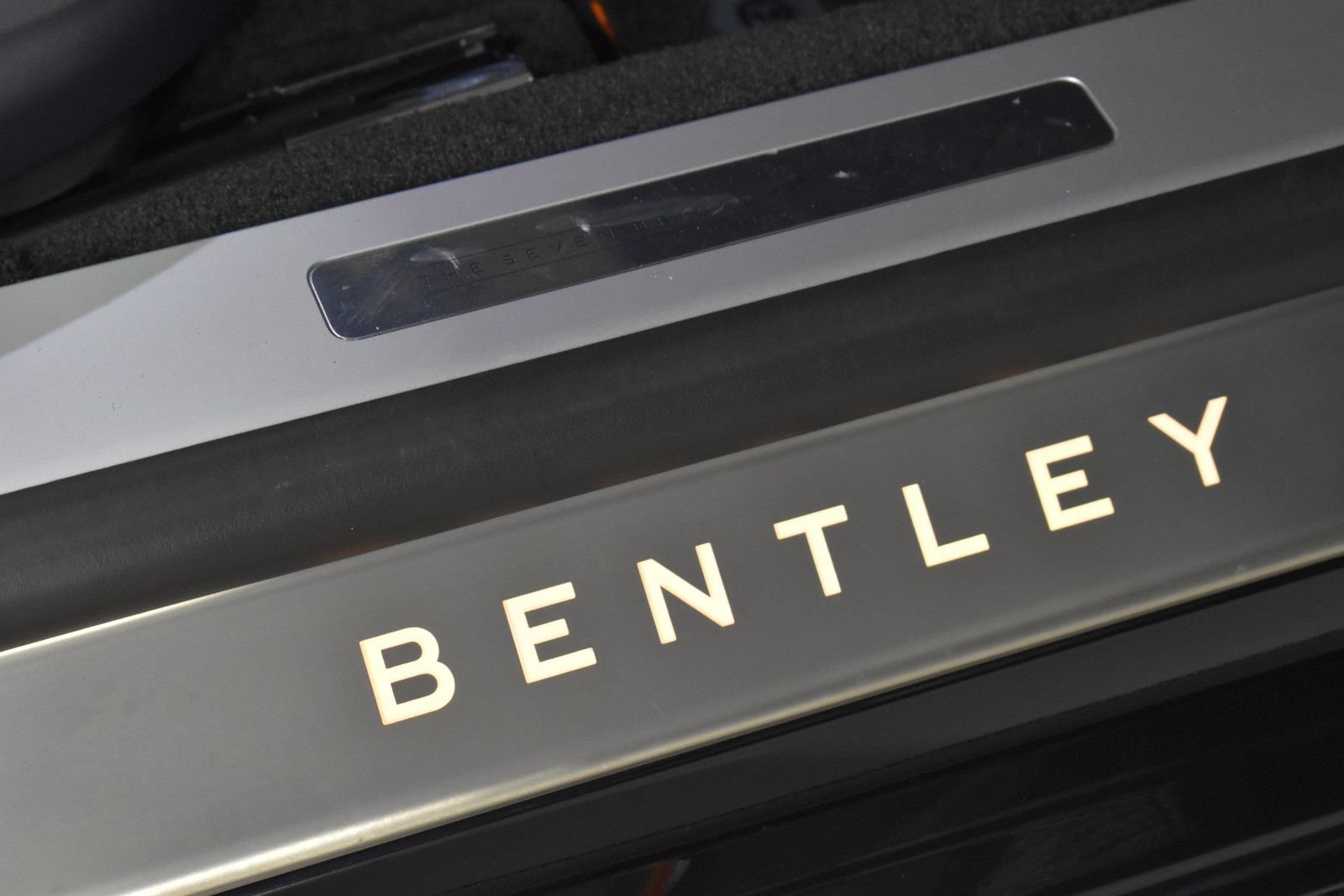 Certified 2024 Bentley Flying Spur S V8 AWD/4WD image 32