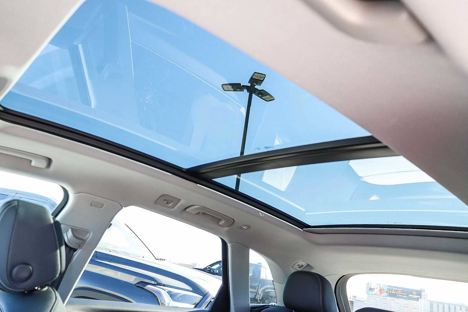 Used 2023 Audi Q5 2.0T Premium w/ Convenience Package image 37