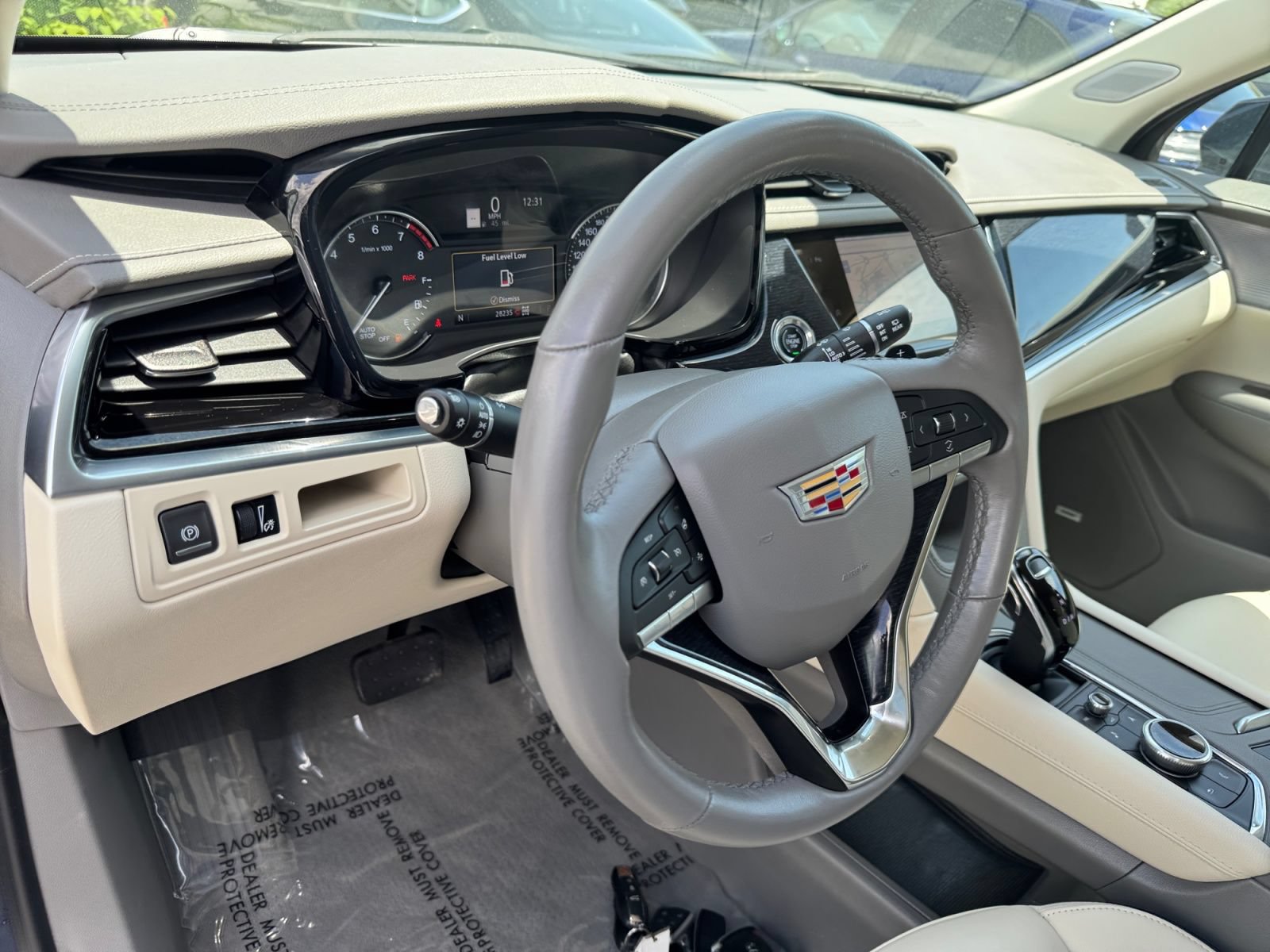 Used 2024 Cadillac XT6 Premium Luxury AWD/4WD image 18