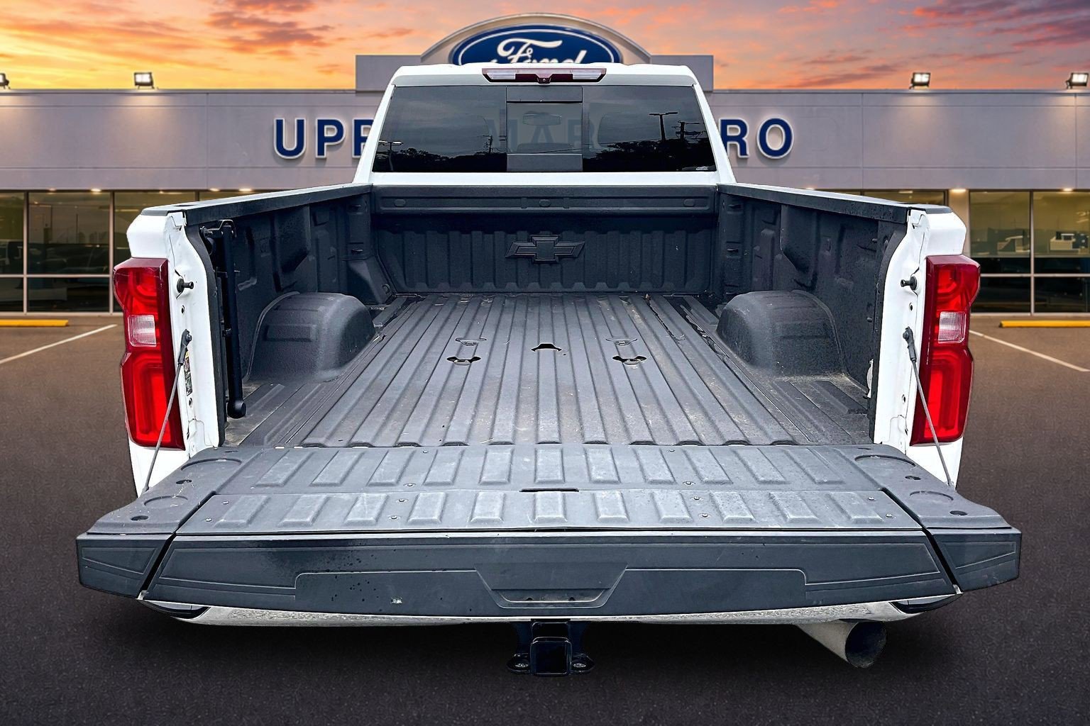 Used 2022 Chevrolet Silverado 3500 LTZ w/ LTZ Plus Package AWD/4WD image 18