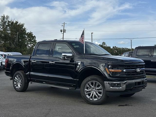 New 2025 Ford F150 XLT w/ Equipment Group 302A MID image 8