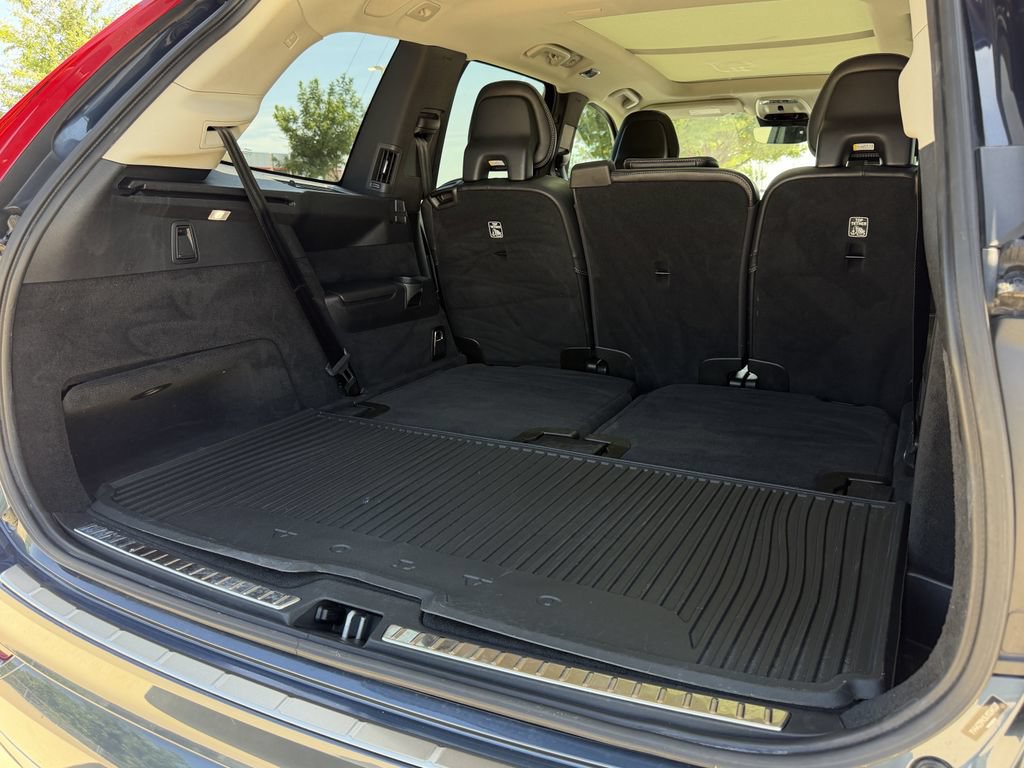 Used 2018 Volvo XC90 T6 Momentum w/ Convenience Package AWD/4WD image 27