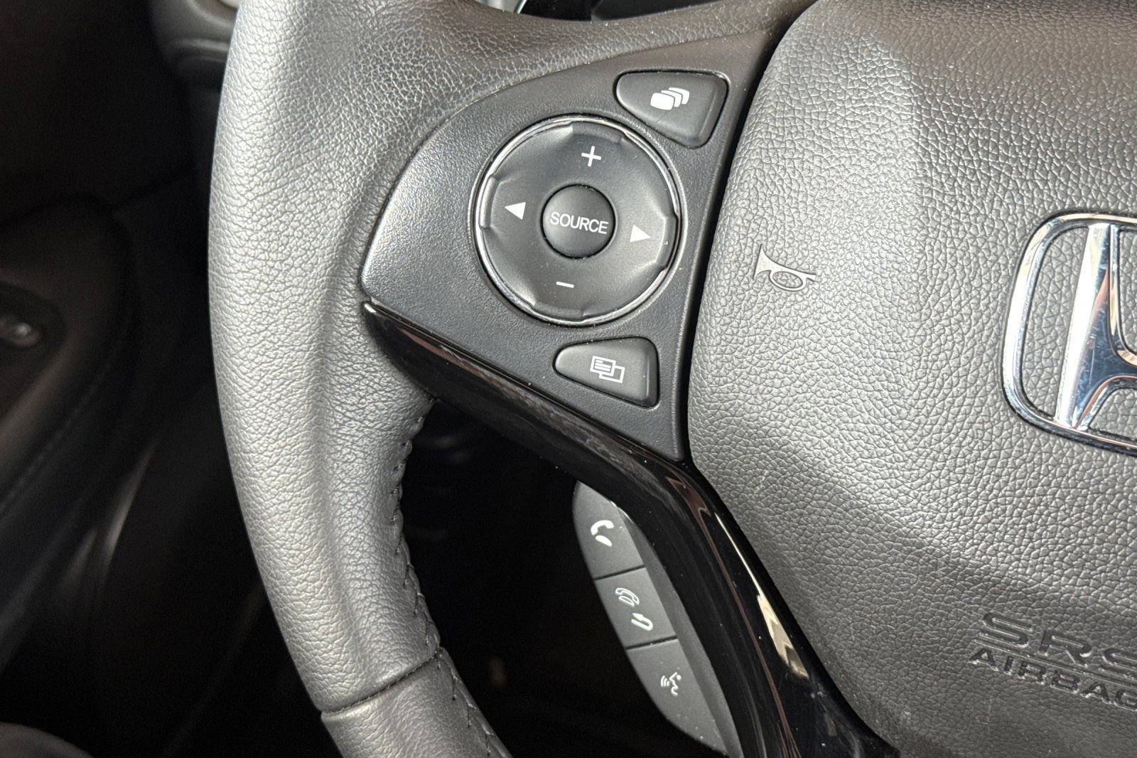 Used 2022 Honda HR-V Sport image 34