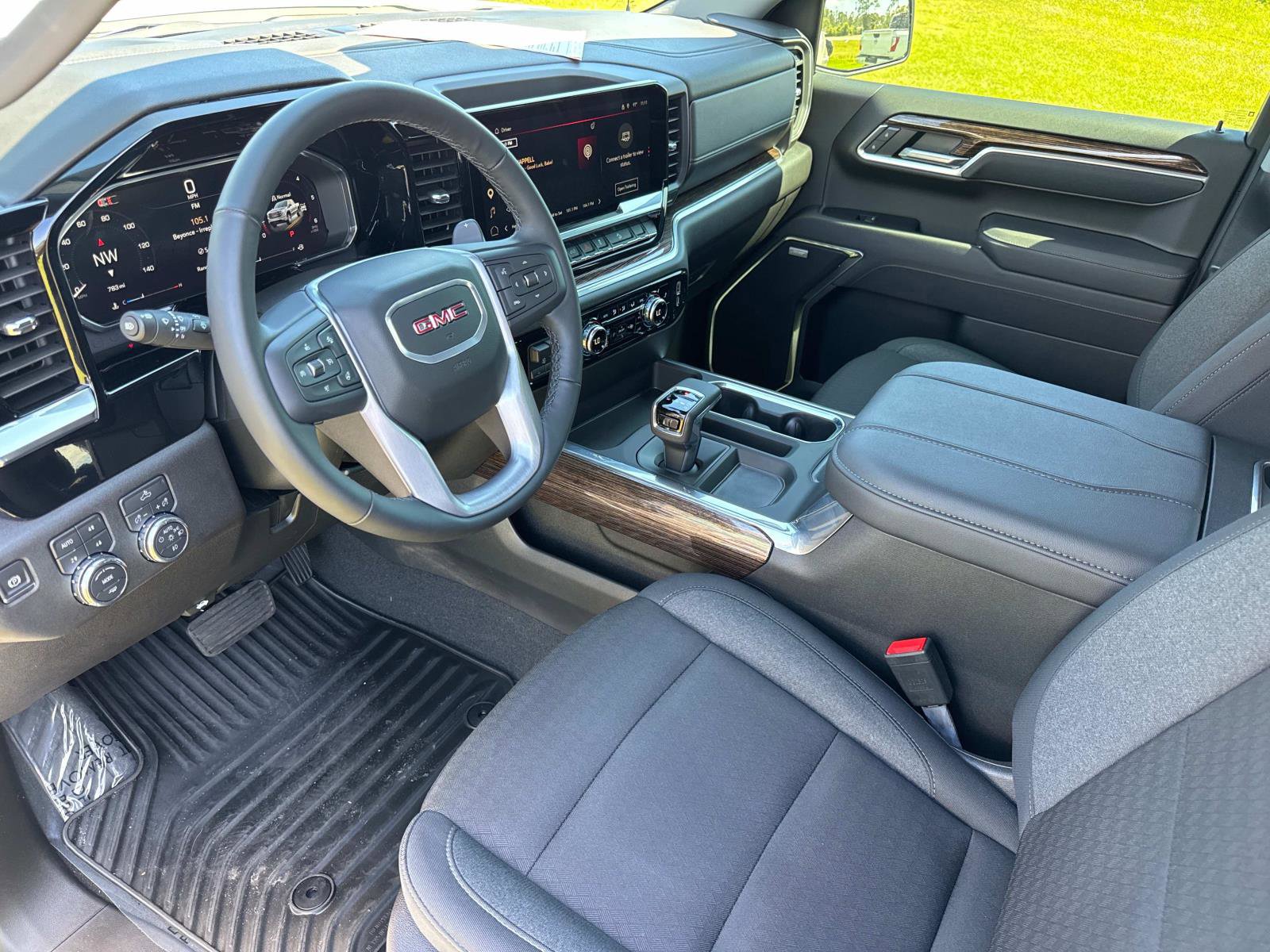 Used 2026 GMC Sierra 1500 Elevation w/ Preferred Package AWD/4WD image 22