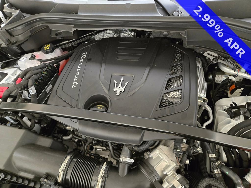 New 2025 Maserati Grecale Modena image 24
