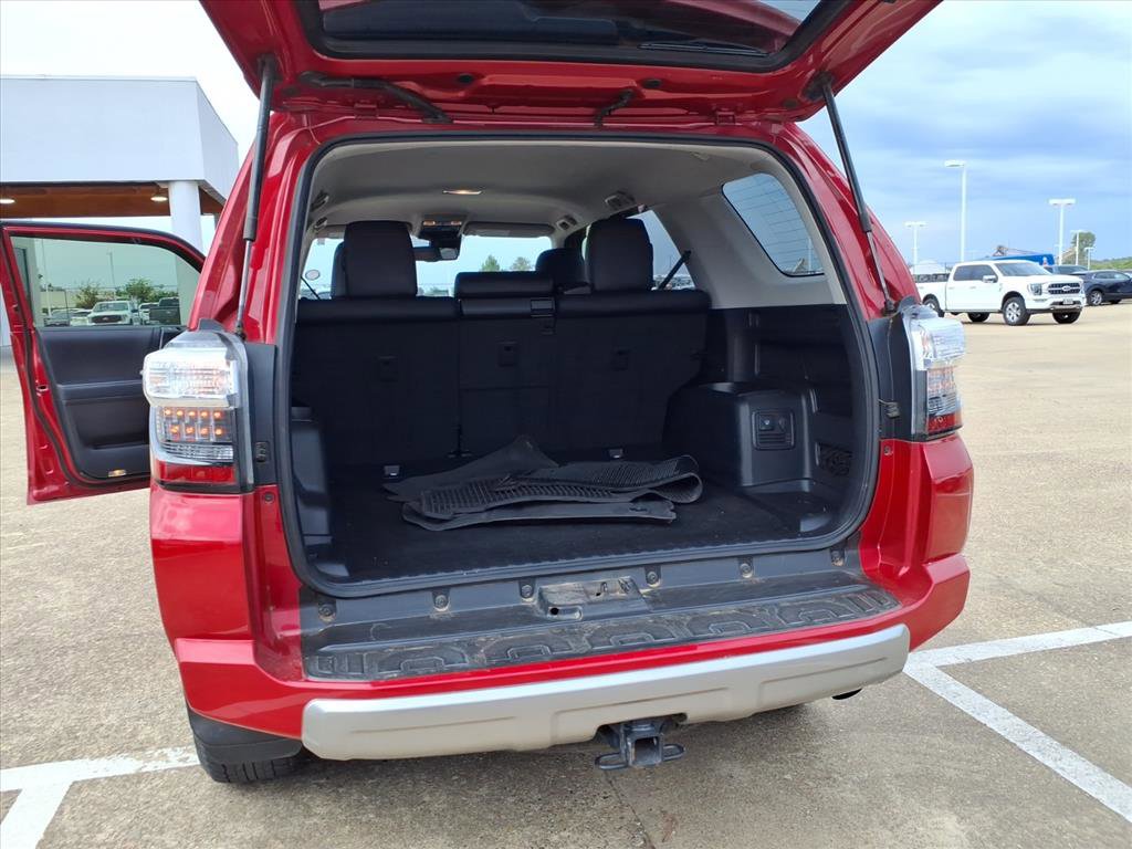 Used 2022 Toyota 4Runner TRD Off-Road Premium image 18