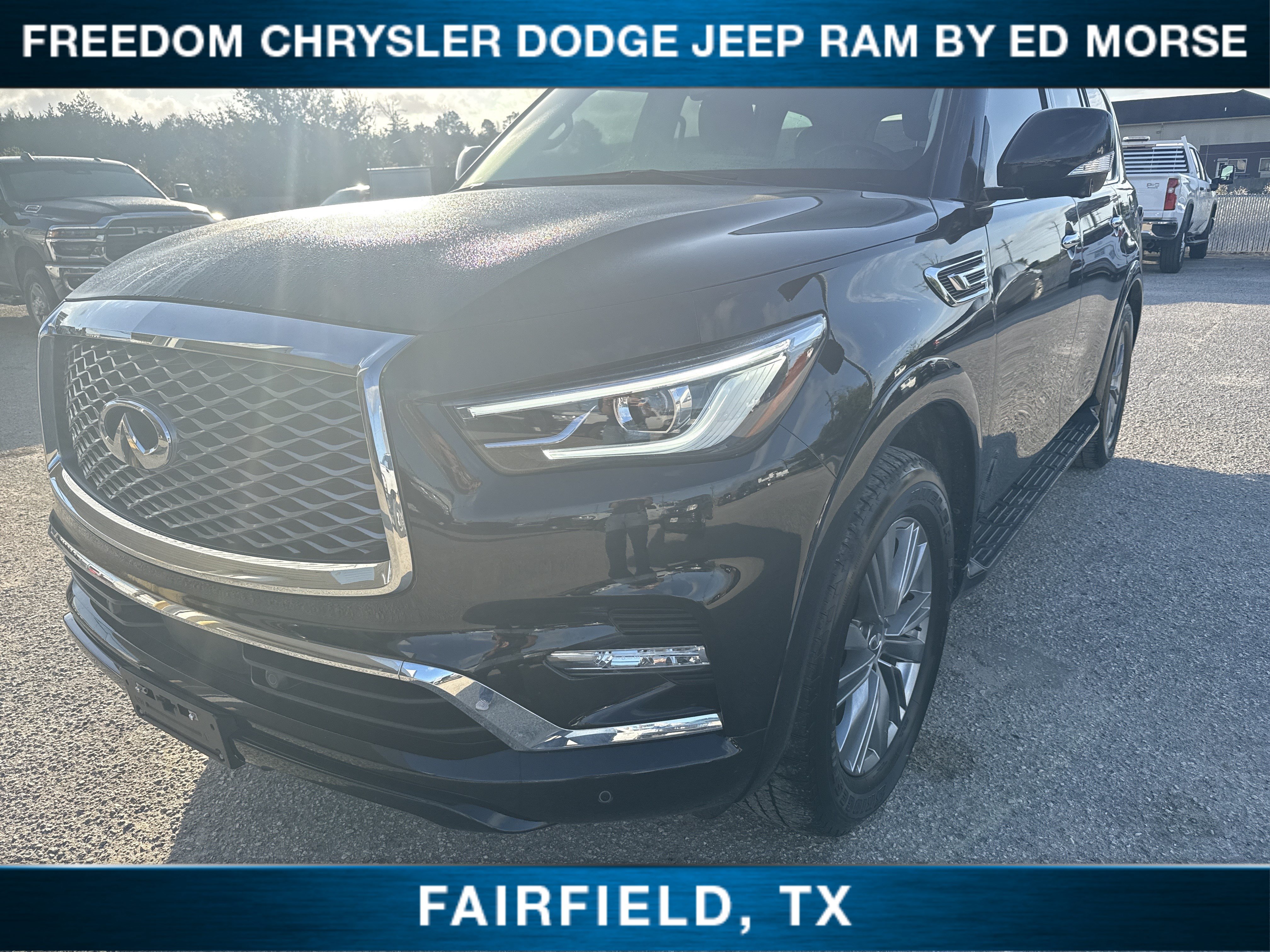 Used 2023 INFINITI QX80 Luxe w/ Cargo Package RWD image 1