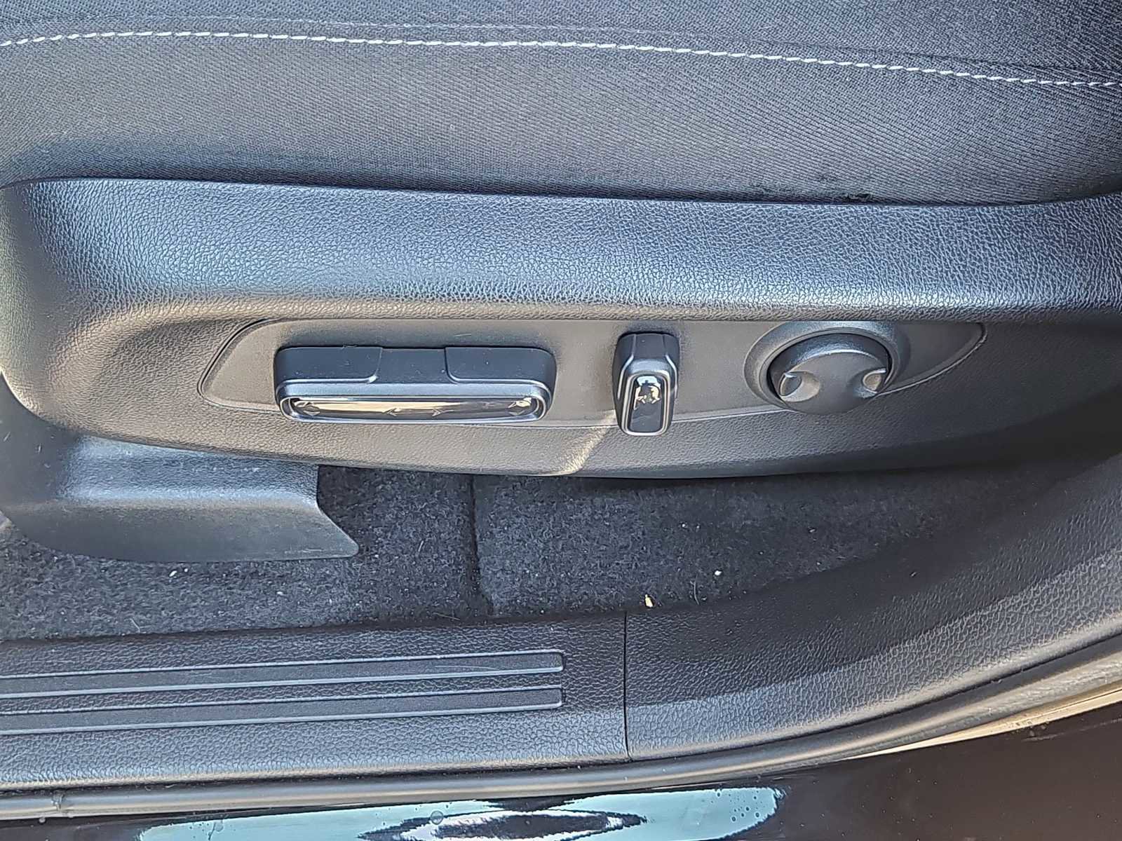 Certified 2024 Honda CR-V EX image 20