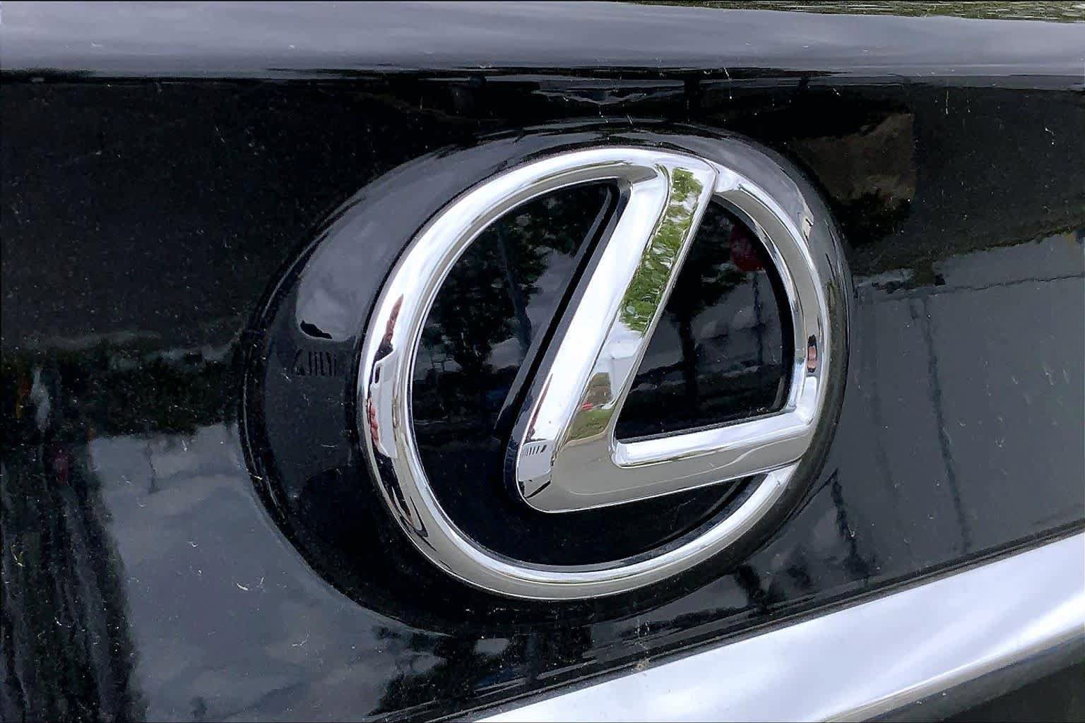 Used 2016 Lexus LS 460 AWD w/ Comfort Package image 31
