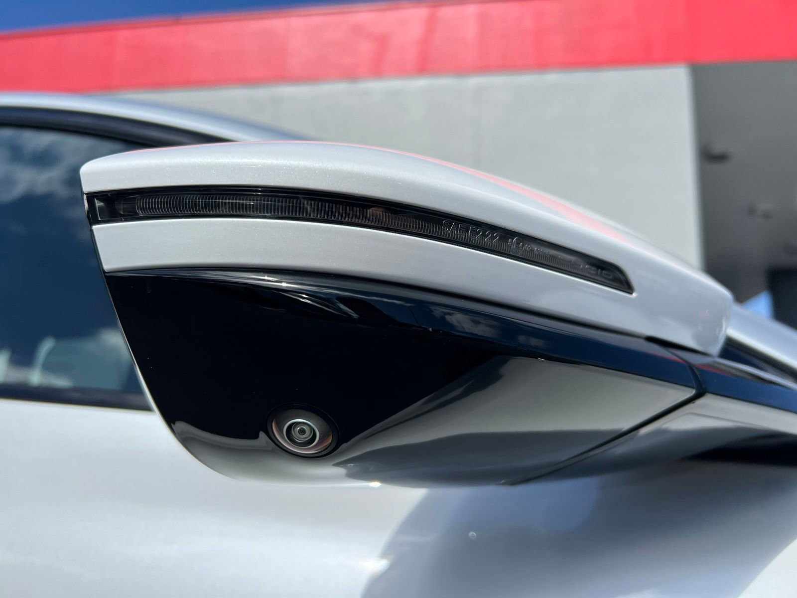 Used 2023 Lucid Air Touring image 65