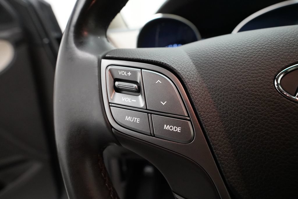 Used 2018 Hyundai Santa Fe Sport AWD/4WD image 18
