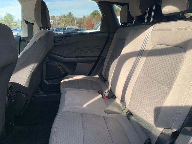 Used 2022 Ford Escape SE w/ Cold Weather Package image 18