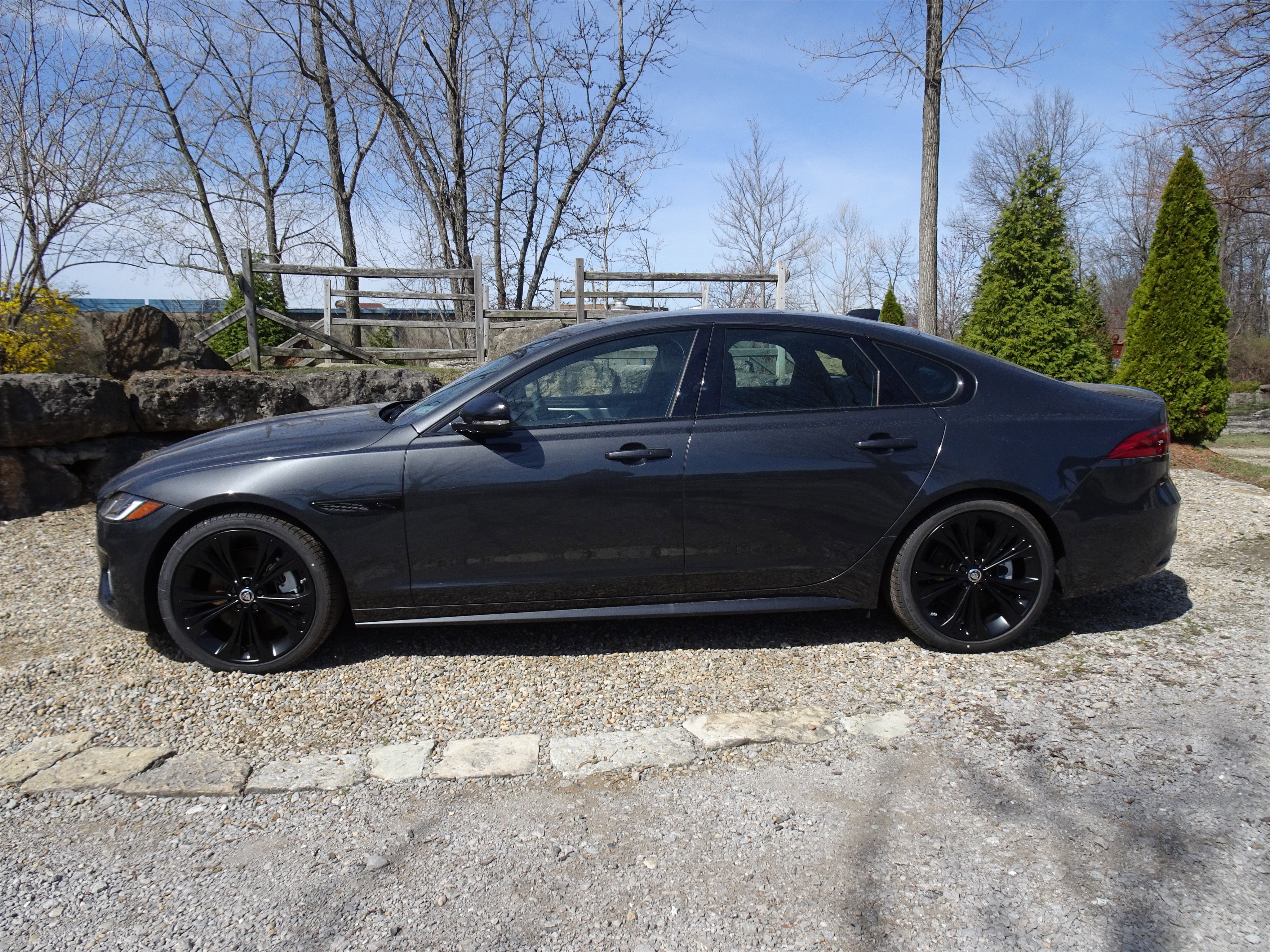 New 2024 Jaguar XF R-Dynamic SE image 11