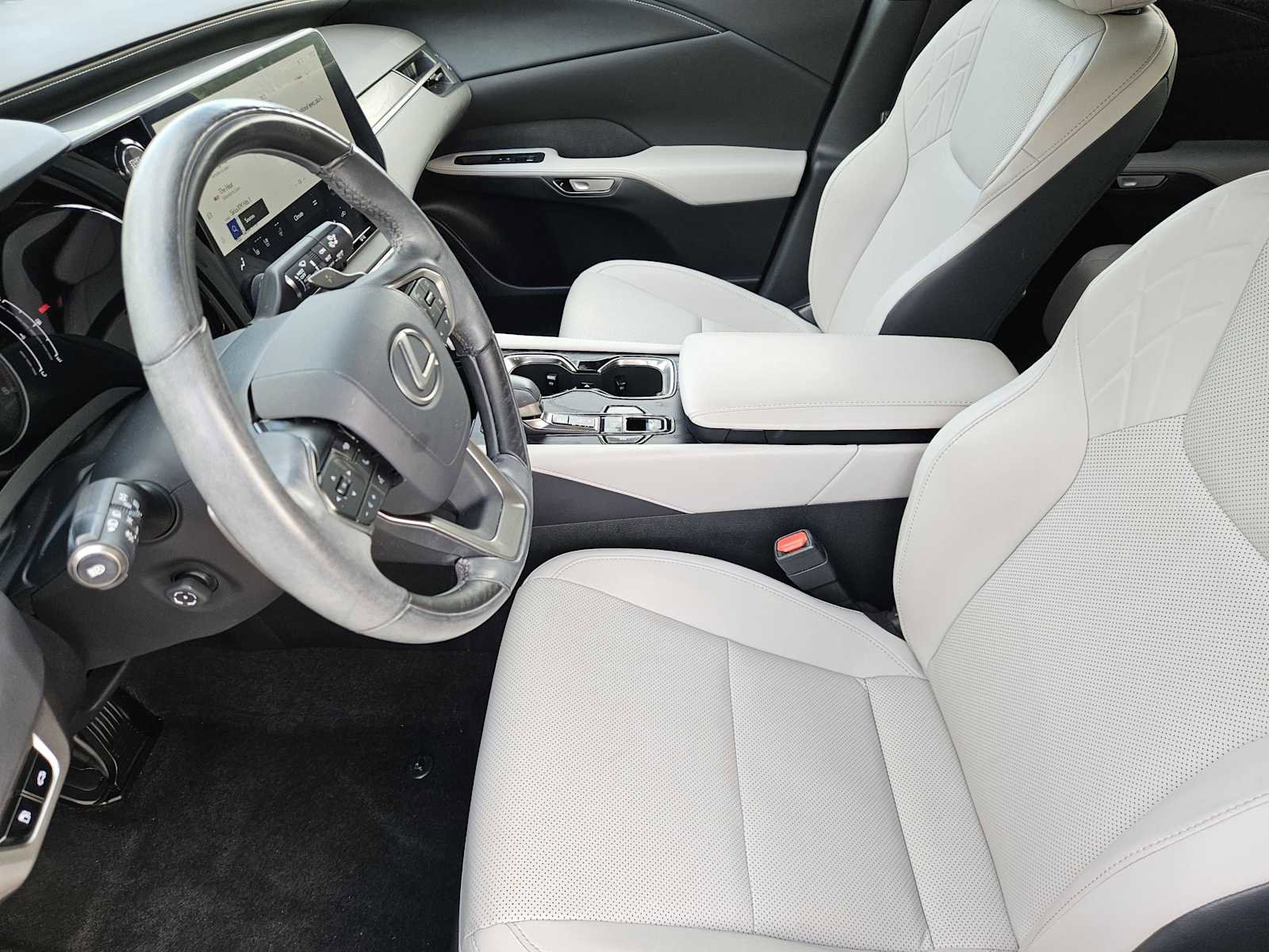 Used 2023 Lexus RX 350 Premium w/ Cold Area Package image 13