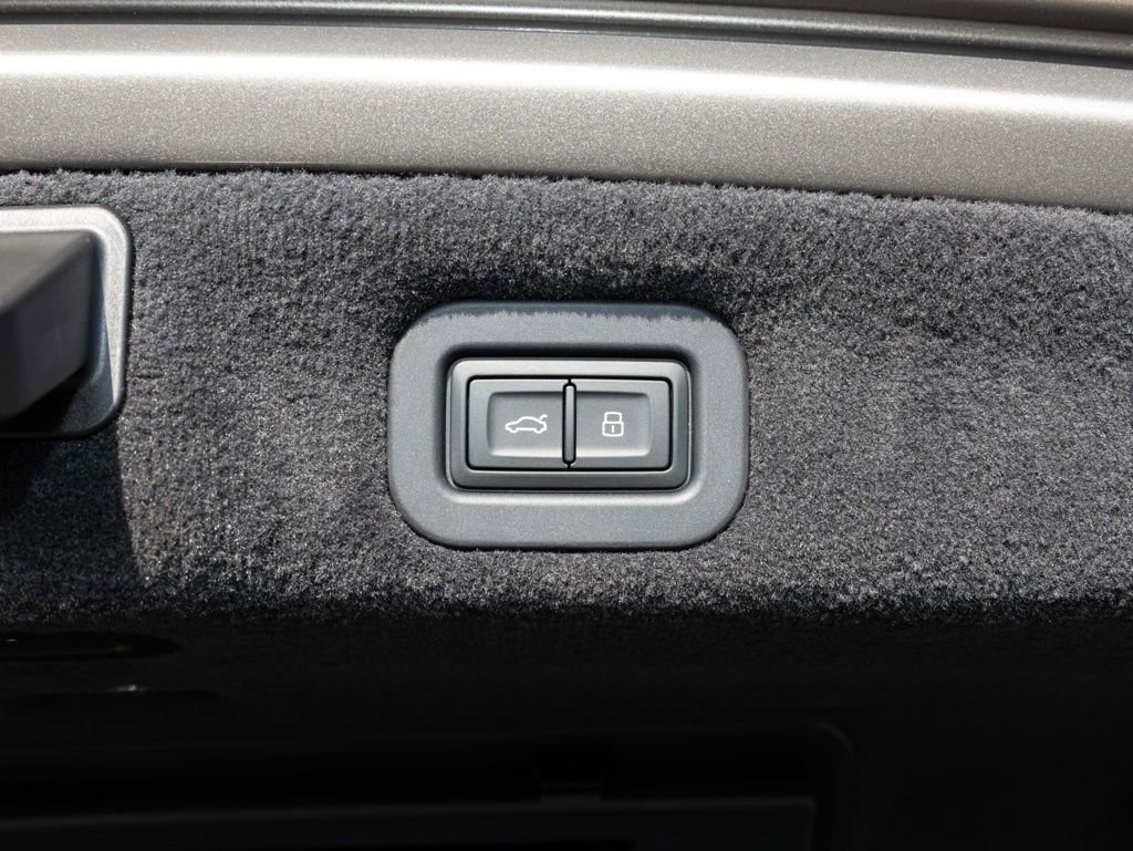 New 2026 Bentley Flying Spur Plug-In Hybrid AWD/4WD image 63