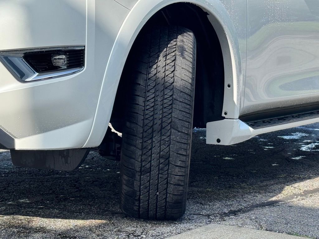 Used 2024 Nissan Armada Platinum w/ Captain's Chairs Package image 10