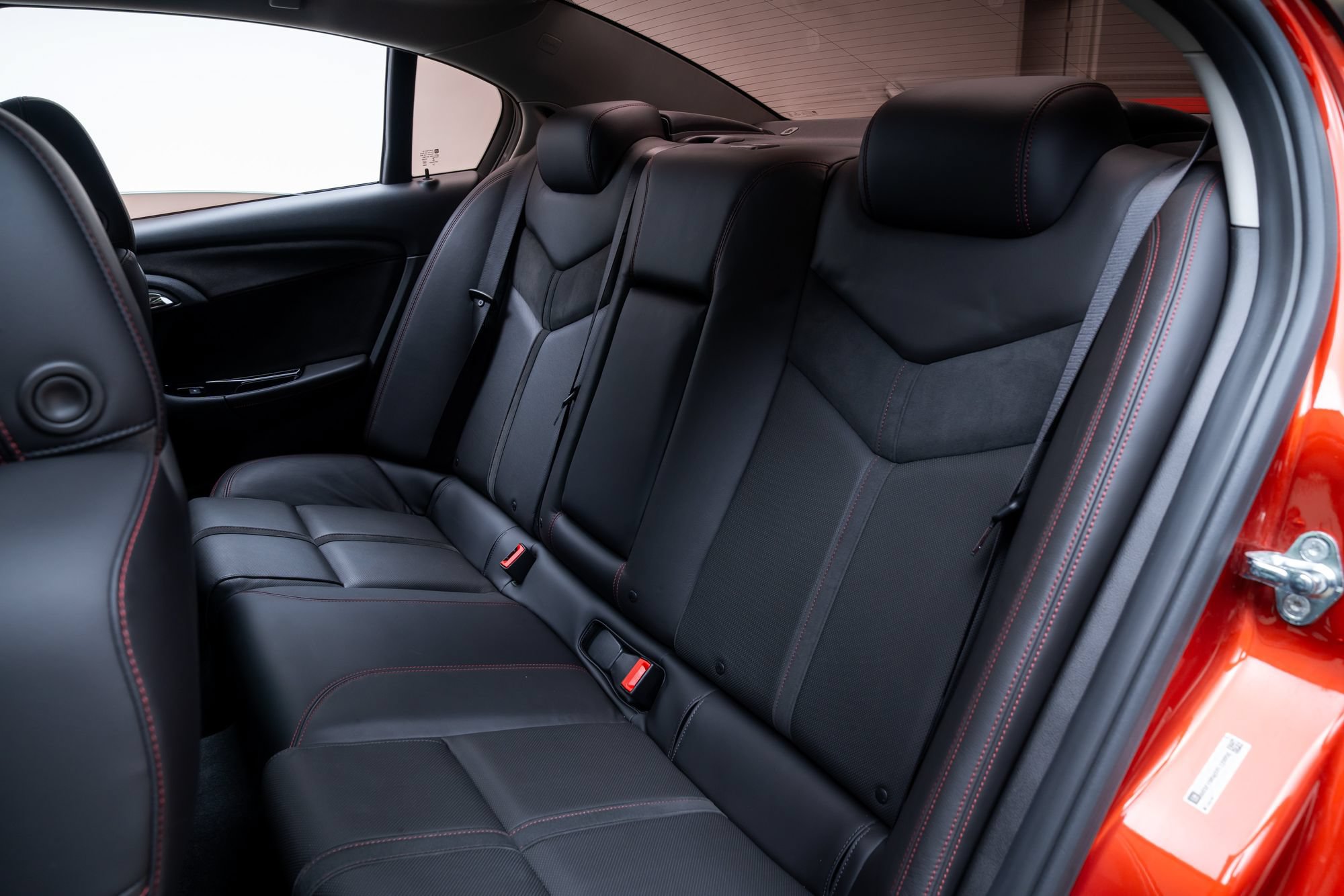 Used 2015 Chevrolet SS RWD image 25