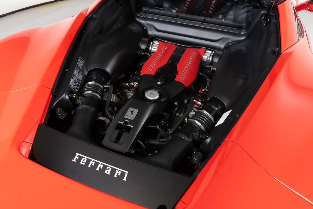 Used 2017 Ferrari 488 GTB RWD image 18