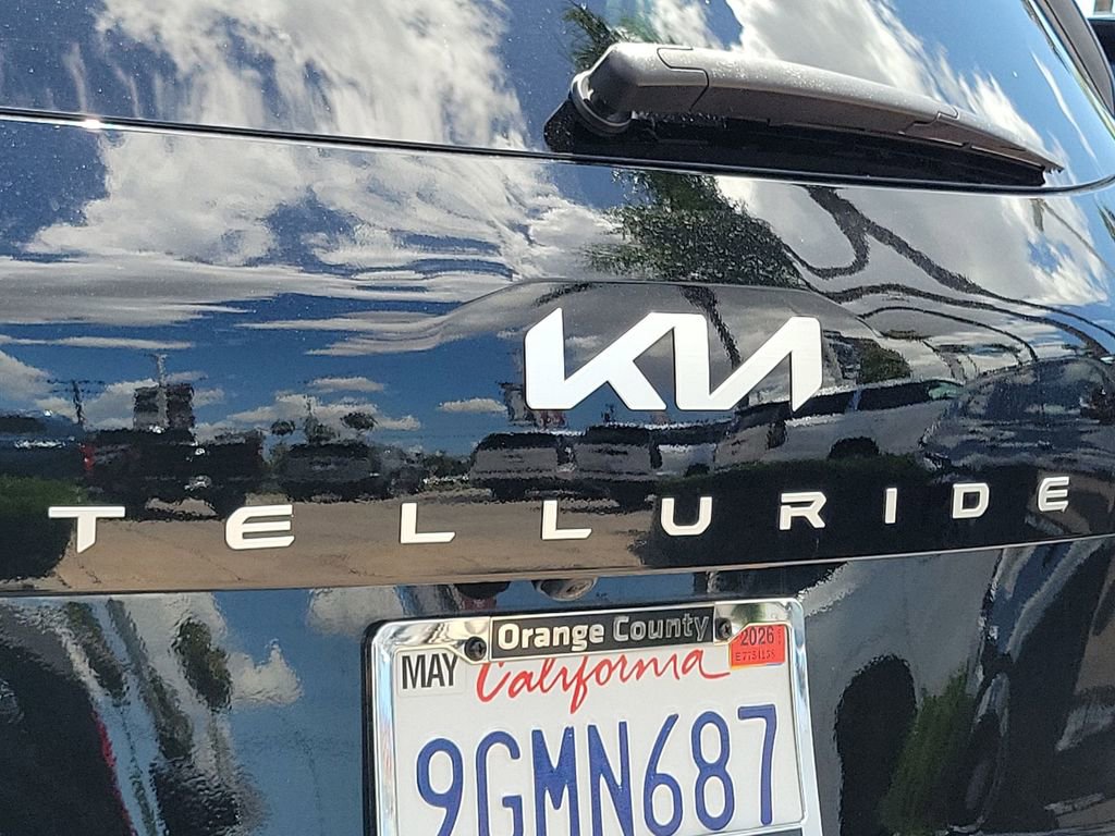 Used 2023 Kia Telluride S image 31