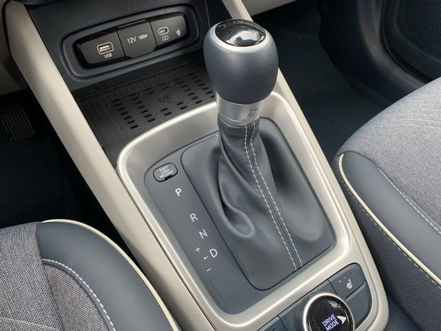 Certified 2024 Hyundai Venue Limited image 21