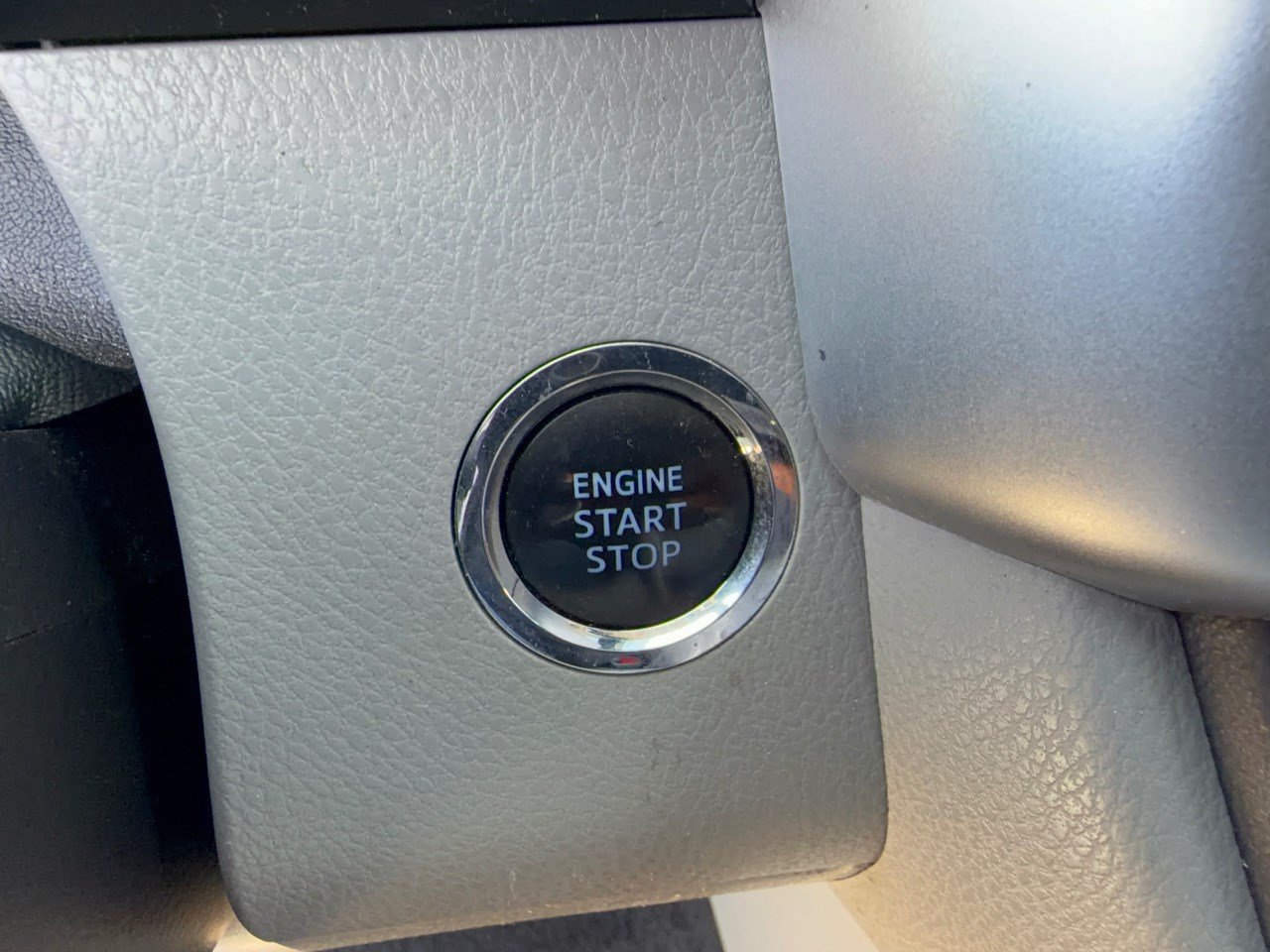 Used 2019 Toyota Highlander XLE AWD/4WD image 20