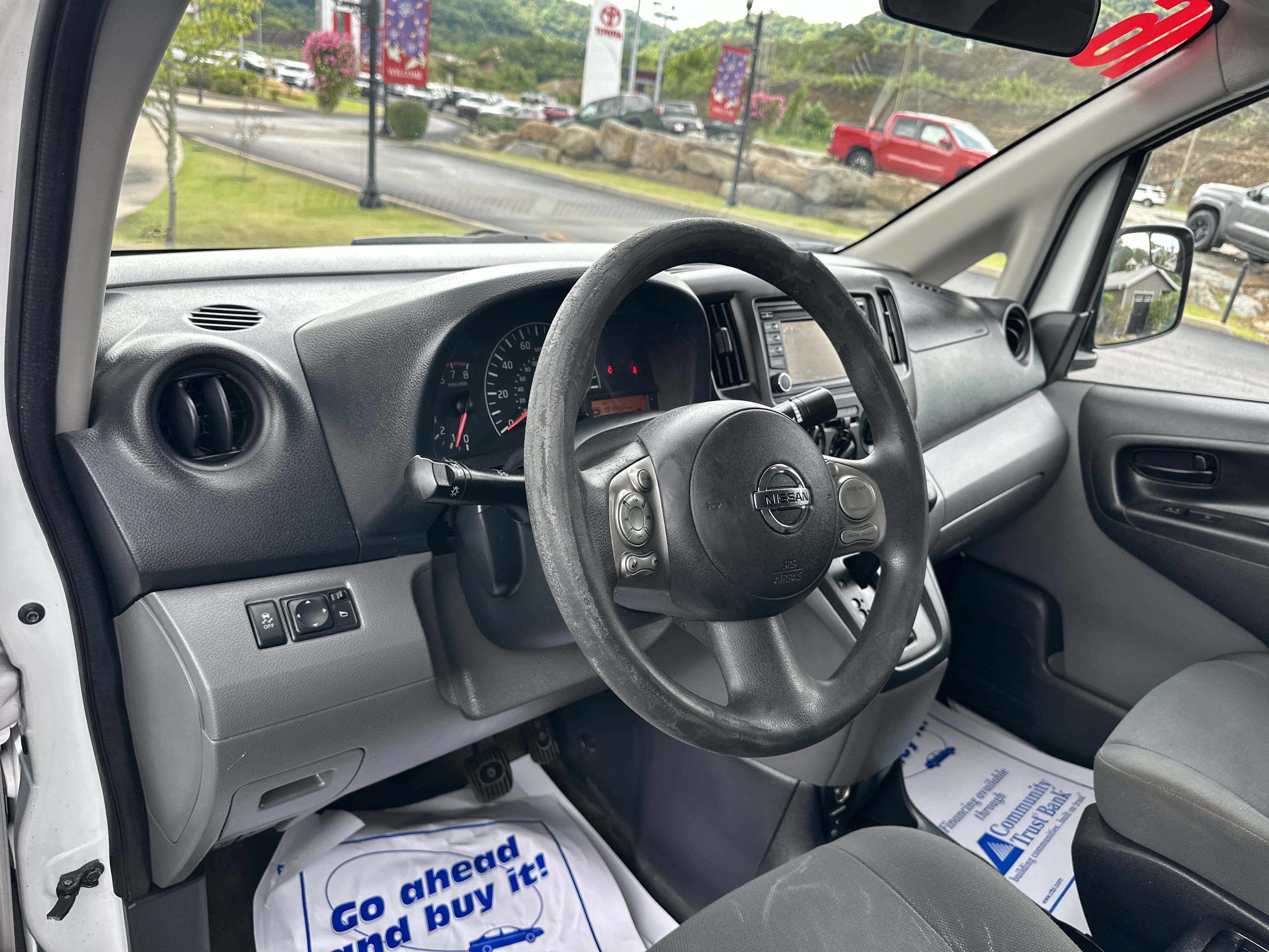 Used 2016 Nissan NV200 SV w/ Technology Package FWD image 19