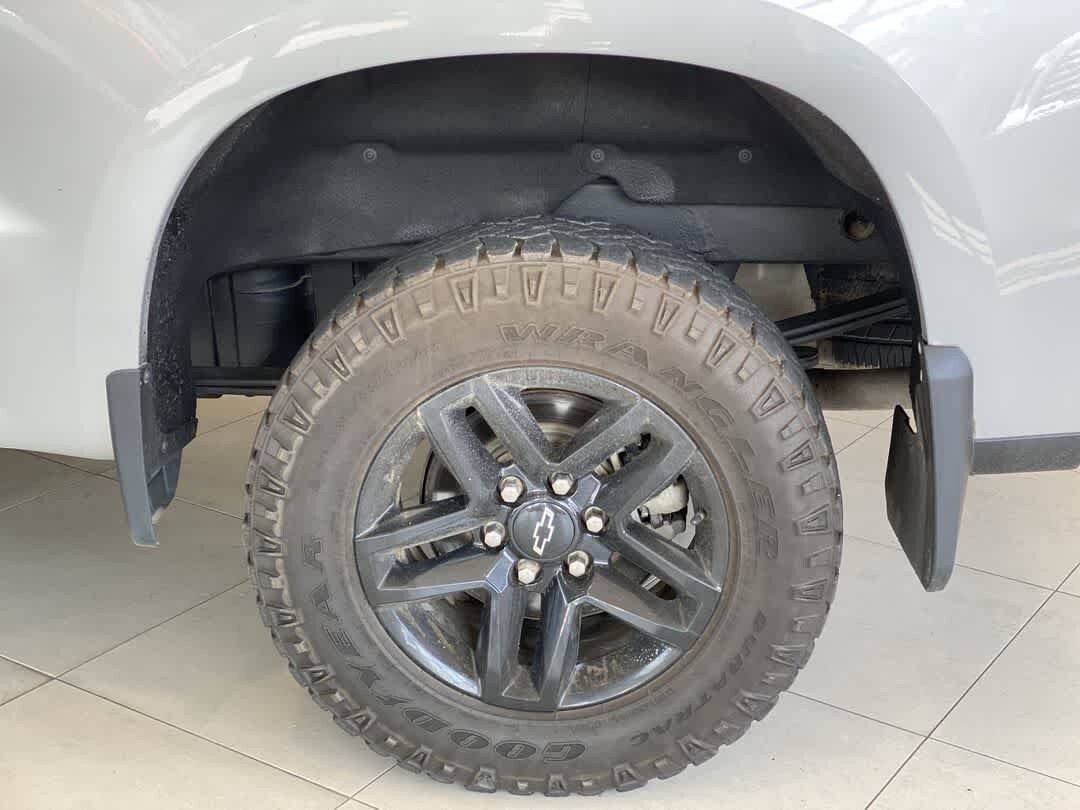 Used 2020 Chevrolet Silverado 1500 LT Trail Boss w/ Convenience Package AWD/4WD image 13