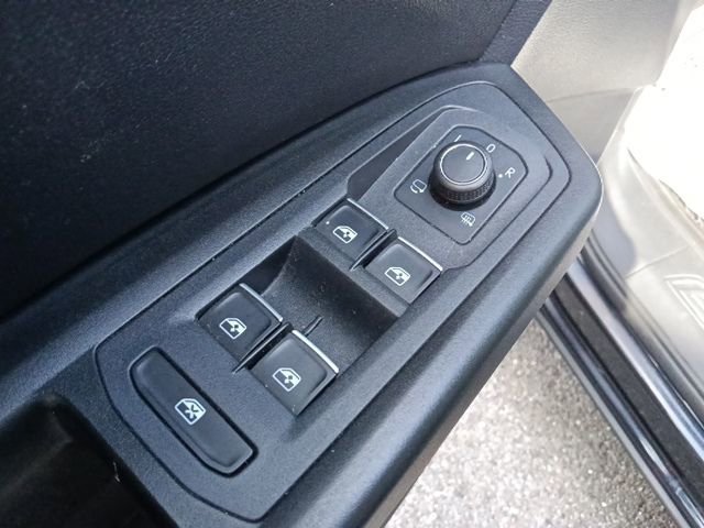 Used 2019 Volkswagen Atlas SEL Premium image 13