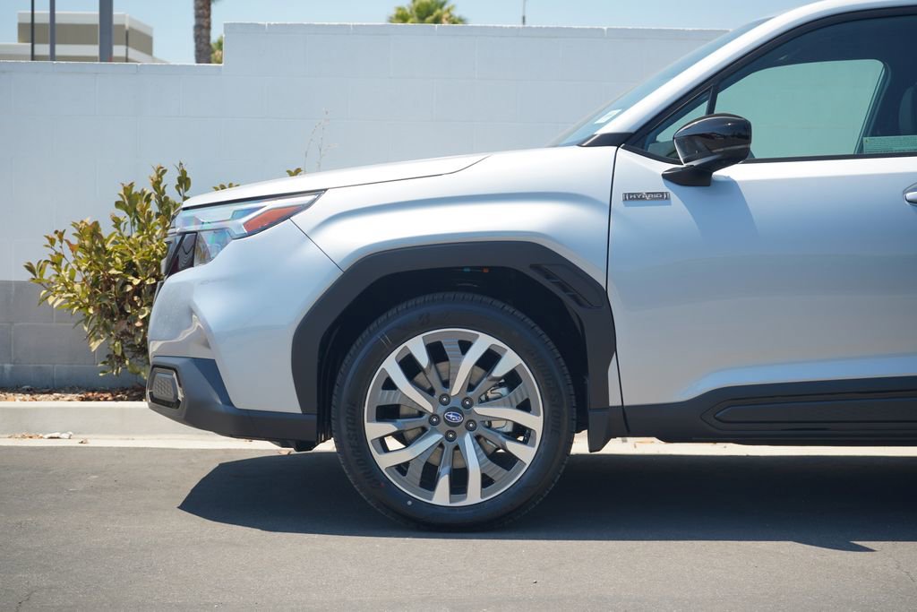 New 2025 Subaru Forester Touring w/ Touring Package image 2