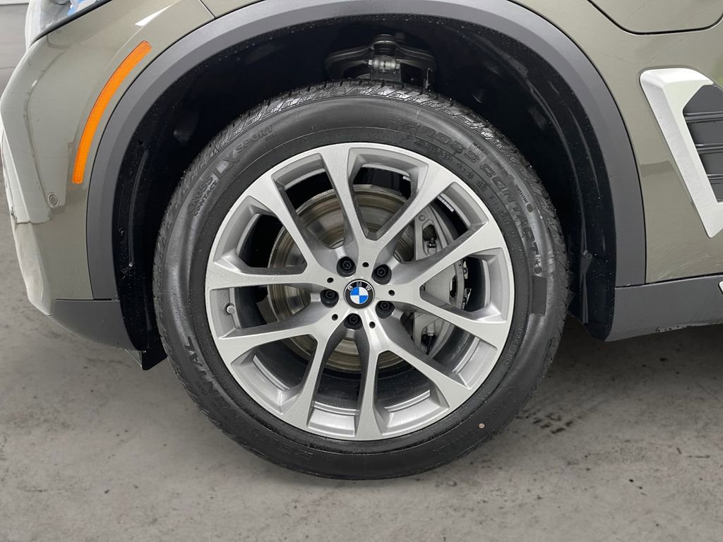 New 2026 BMW X5 xDrive50e AWD/4WD image 12