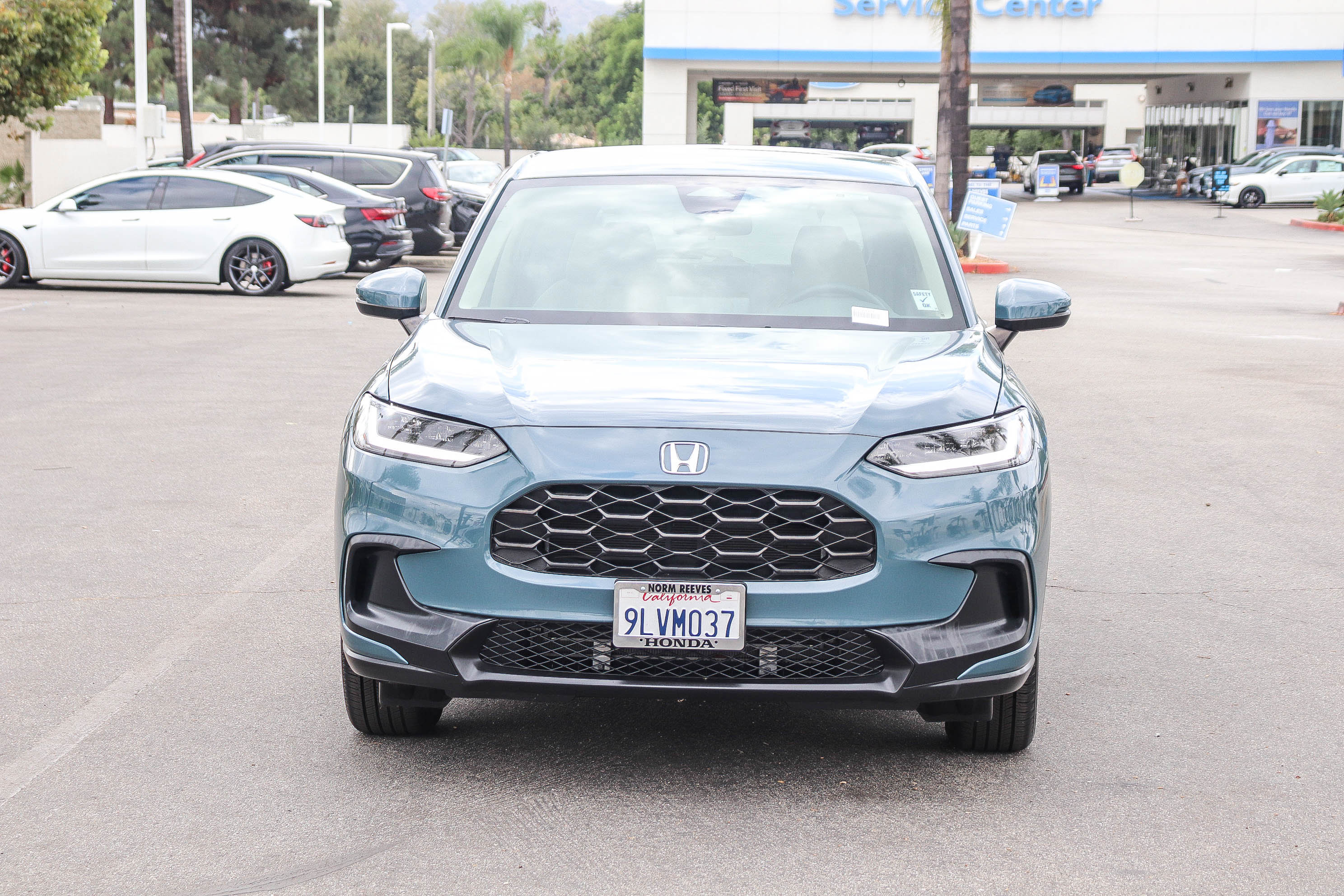 Certified 2024 Honda HR-V LX image 2
