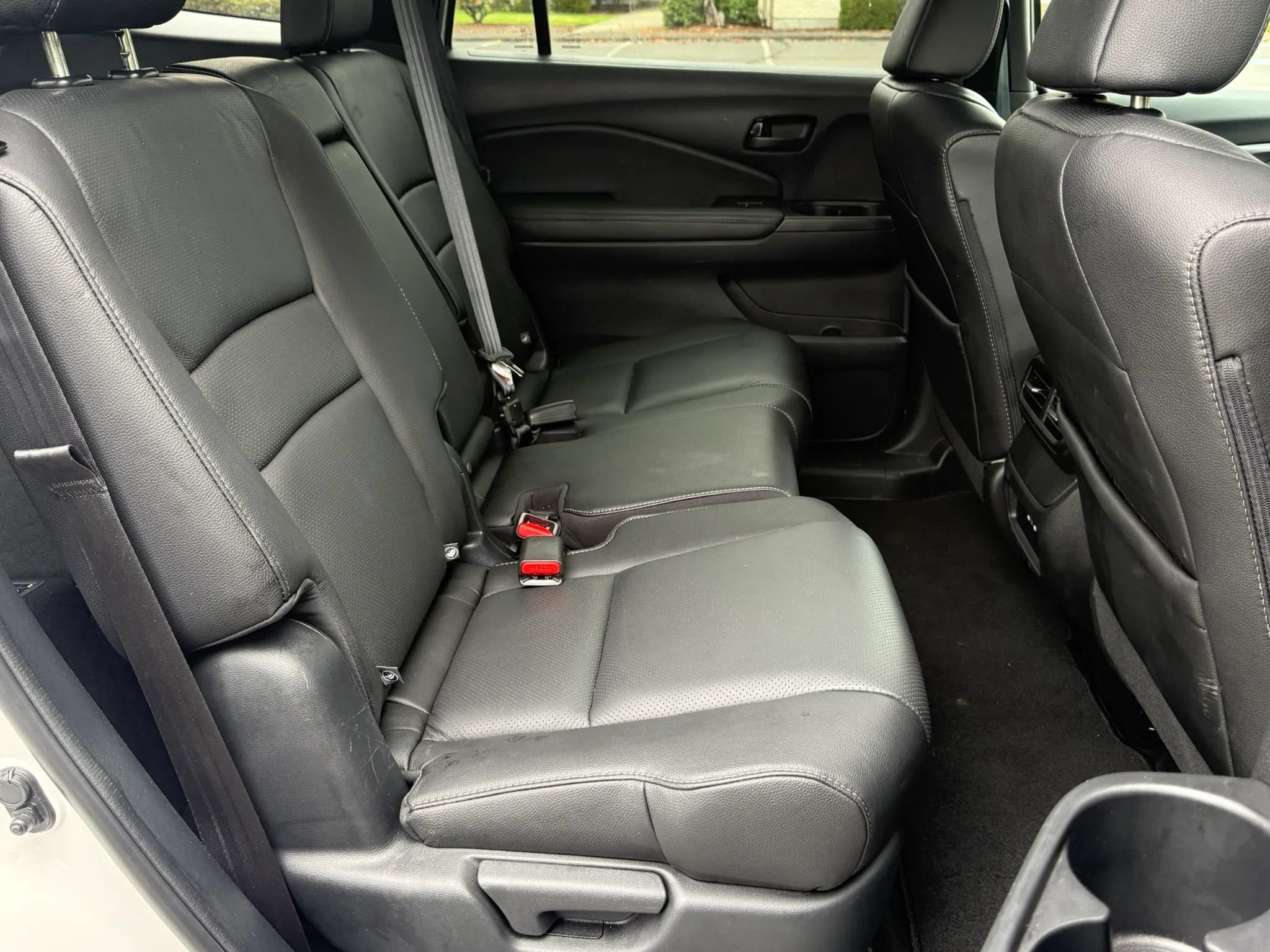 Used 2024 Honda Passport EX-L image 27