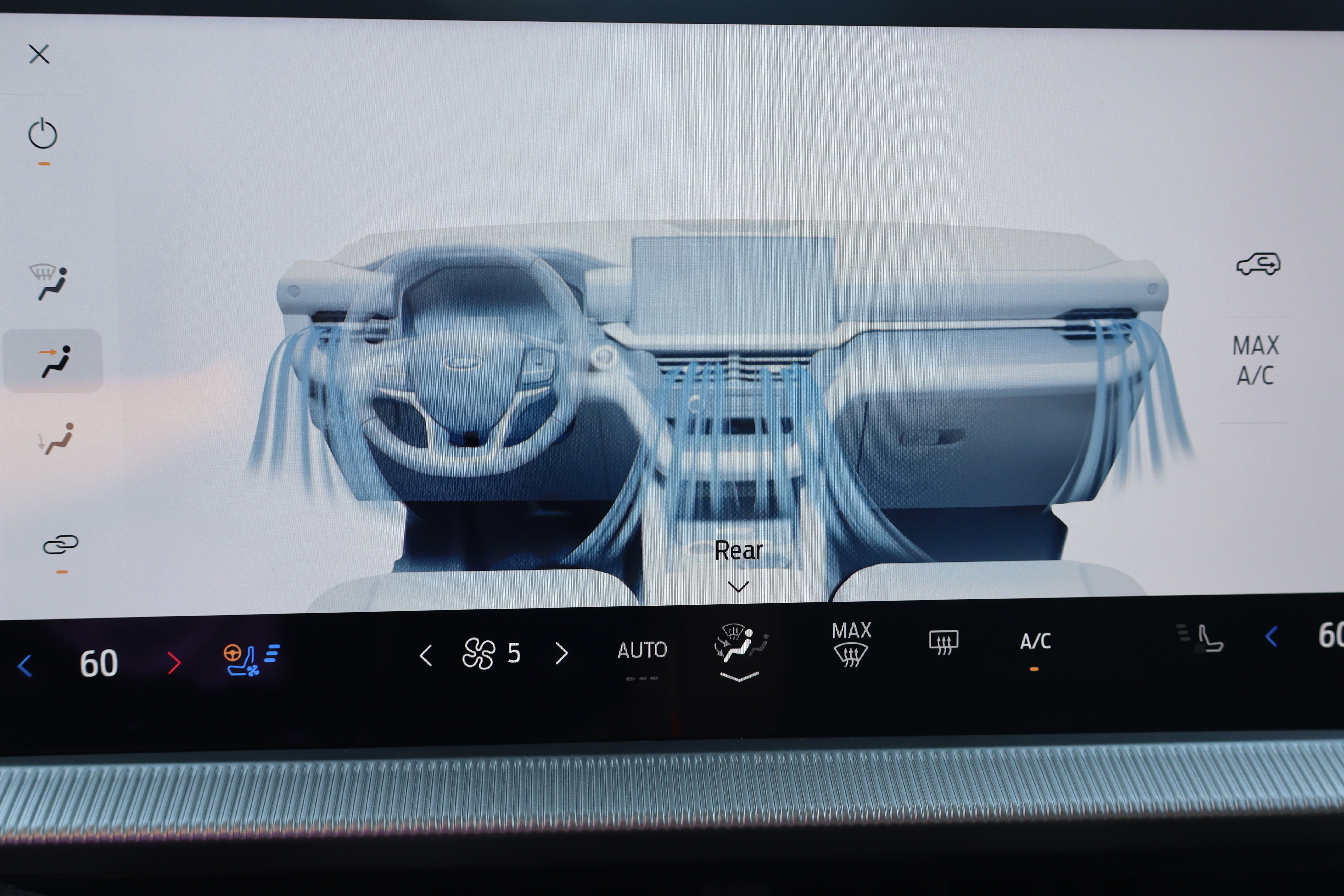 Used 2025 Ford Explorer ST image 24