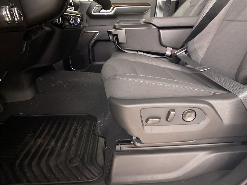 New 2026 GMC Sierra 1500 SLE image 31