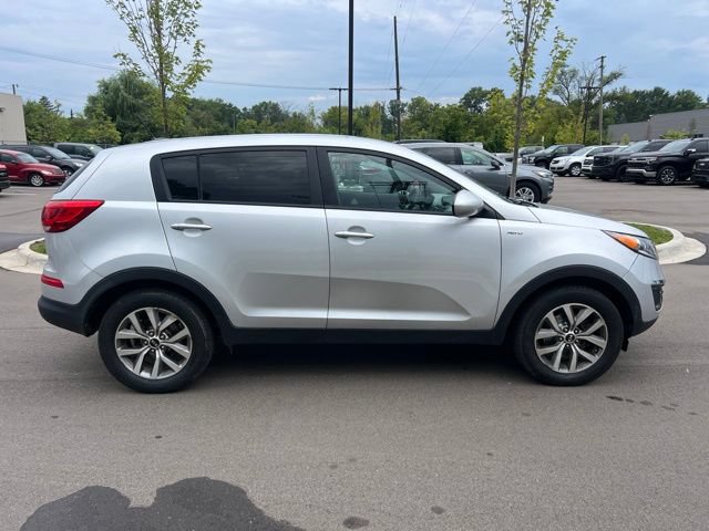 Used 2016 Kia Sportage LX AWD/4WD image 4