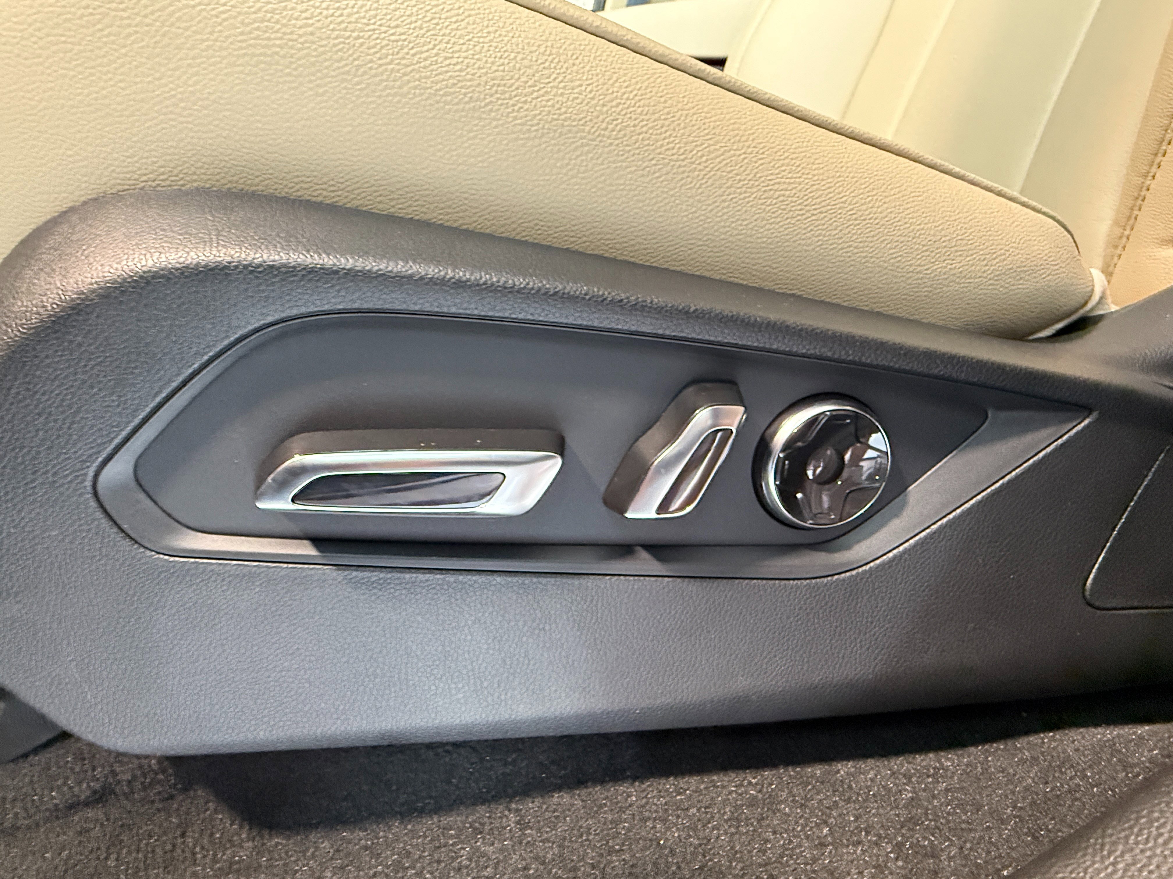 New 2026 Acura MDX SH-AWD image 22