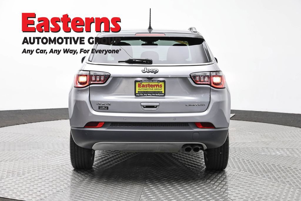 Used 2018 Jeep Compass Limited w/ Navigation Group AWD/4WD image 6