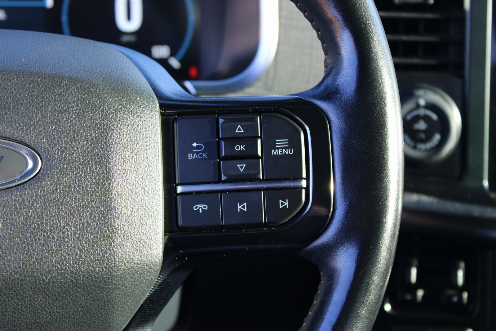 Used 2022 Ford F150 Platinum w/ Equipment Group 701A High image 17