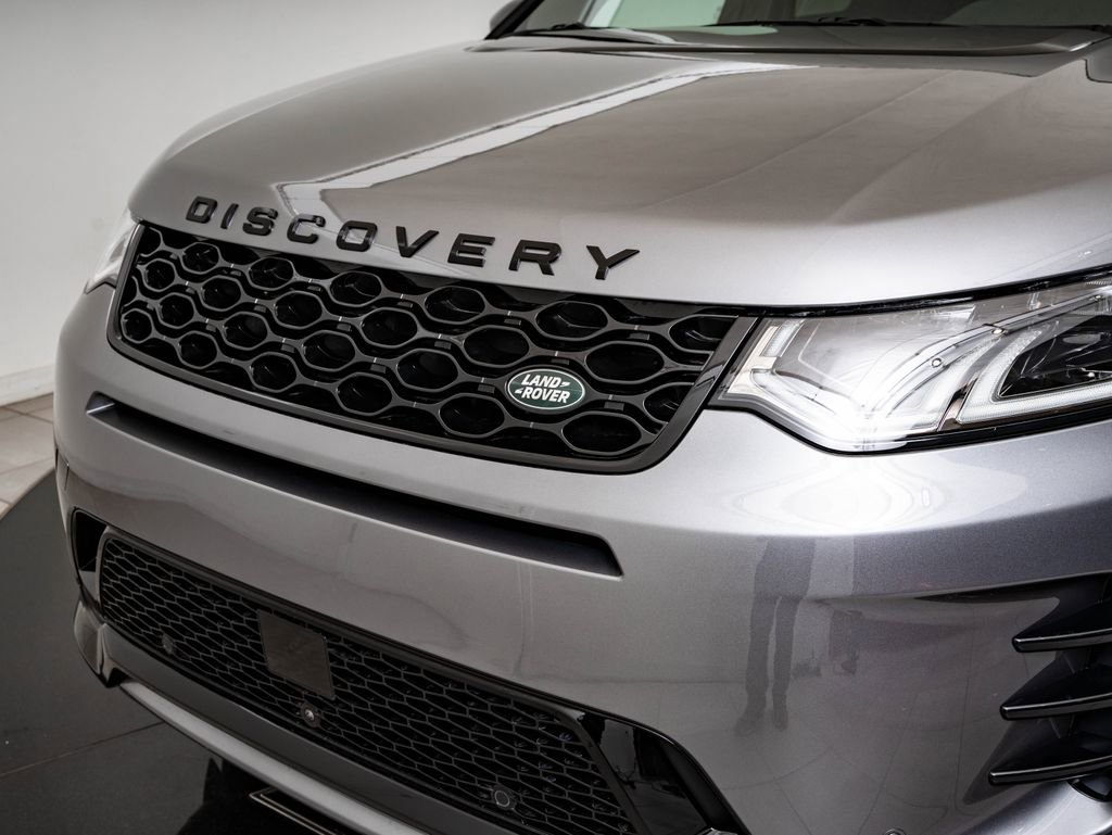 New 2026 Land Rover Discovery Sport Landmark AWD/4WD image 15