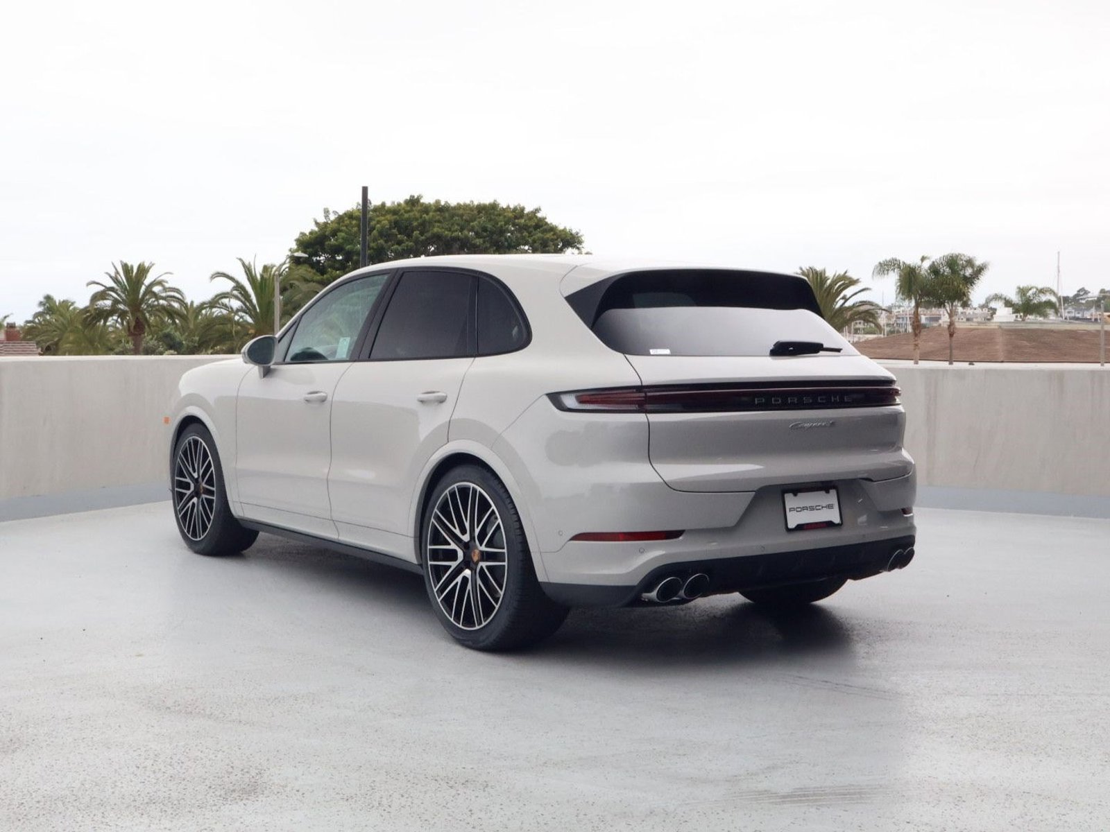 New 2026 Porsche Cayenne S AWD/4WD image 3