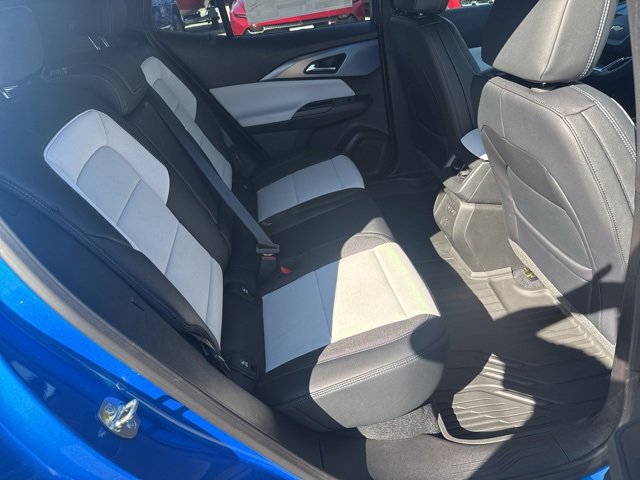 New 2025 Chevrolet Equinox EV LT w/ Convenience Package II image 26