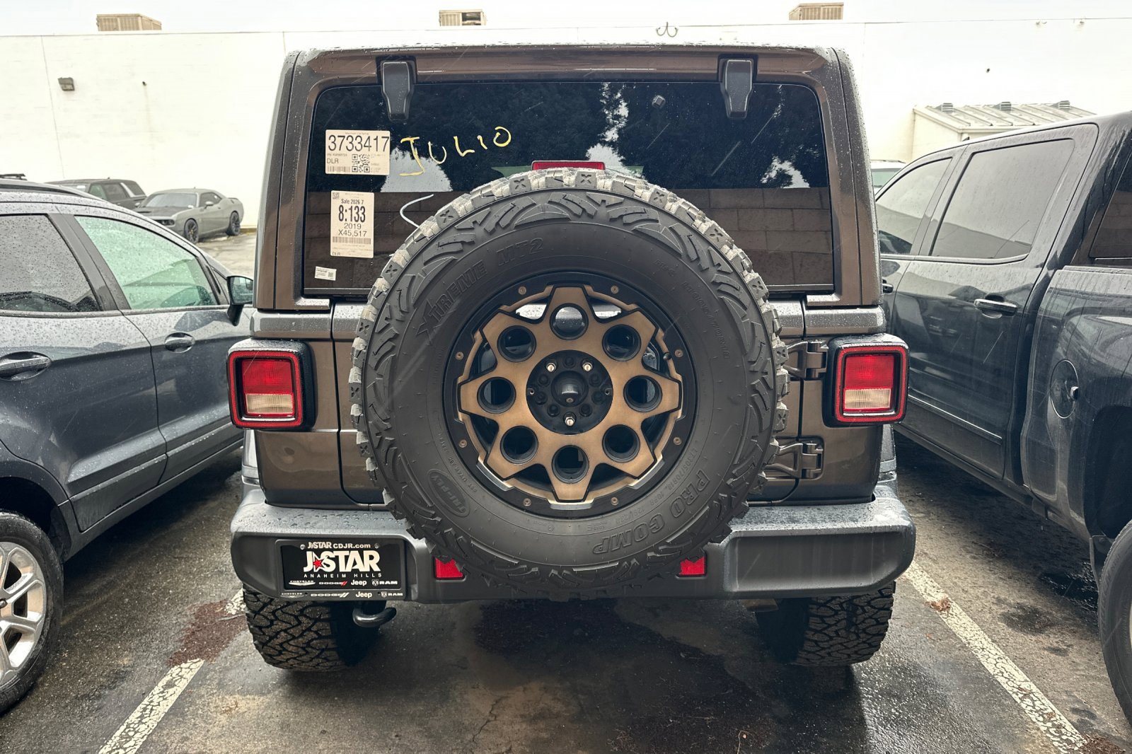 Used 2019 Jeep Wrangler Unlimited Sahara image 4