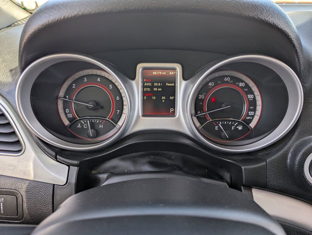 Used 2020 Dodge Journey SE w/ SE Popular Equipment Group image 30