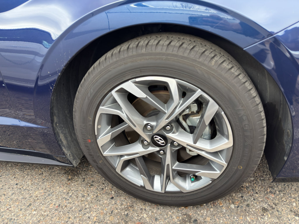 Used 2022 Hyundai Sonata SEL w/ Convenience Package image 8