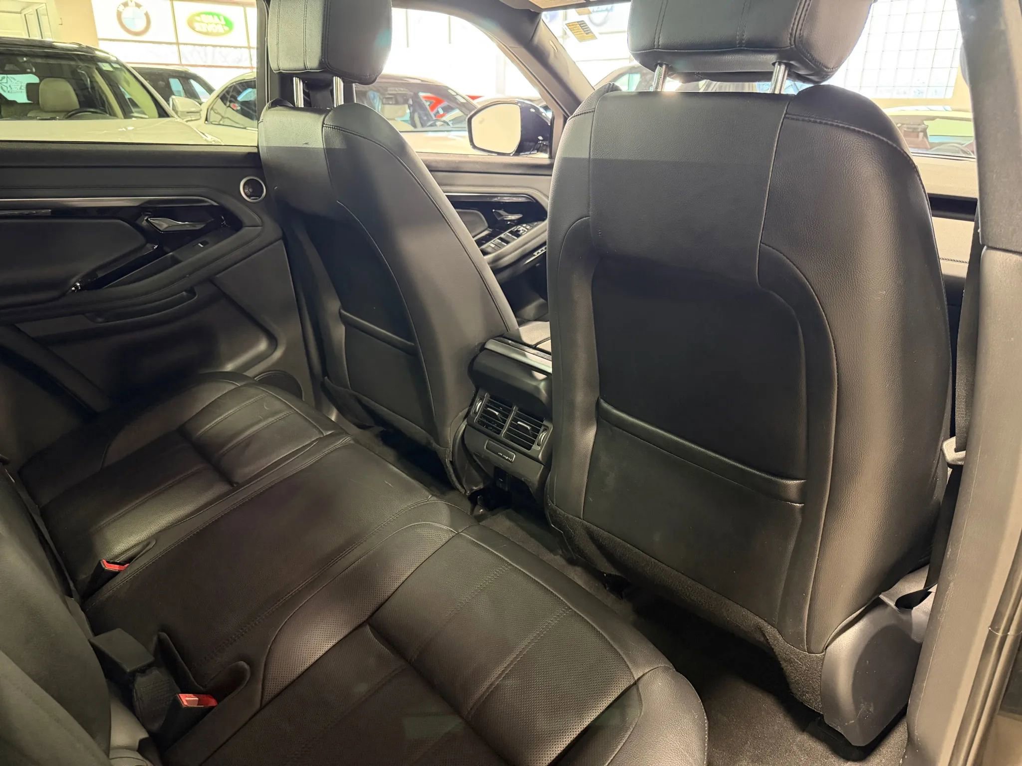 Used 2021 Land Rover Range Rover Evoque SE AWD/4WD image 29