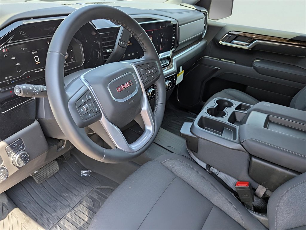 New 2025 GMC Sierra 1500 Elevation image 7