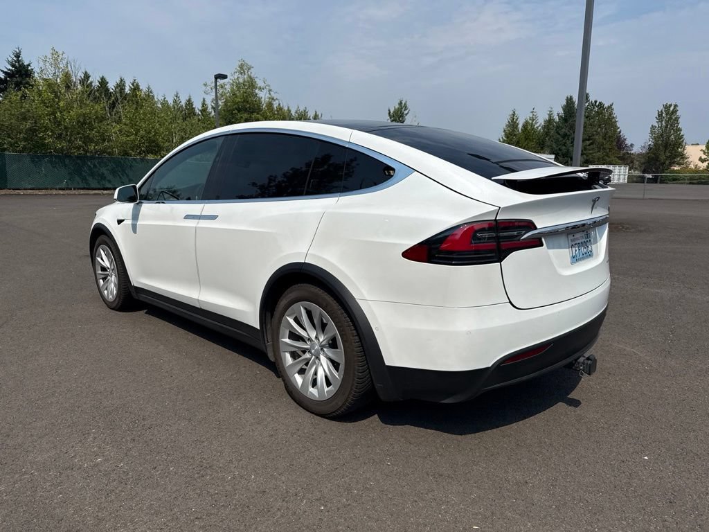 Used 2019 Tesla Model X Long Range AWD/4WD image 5