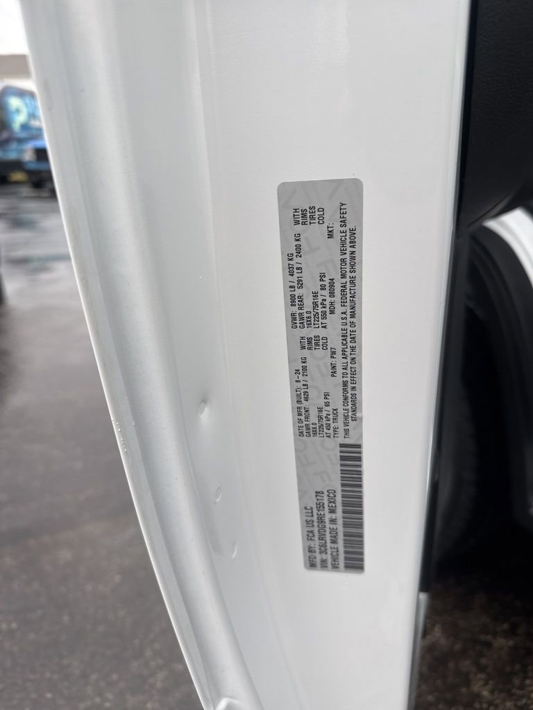 Used 2024 RAM ProMaster 2500 image 35