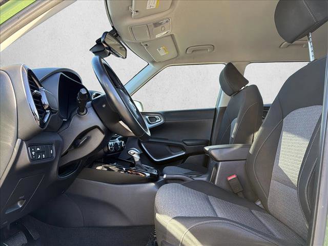 Used 2020 Kia Soul EX image 11